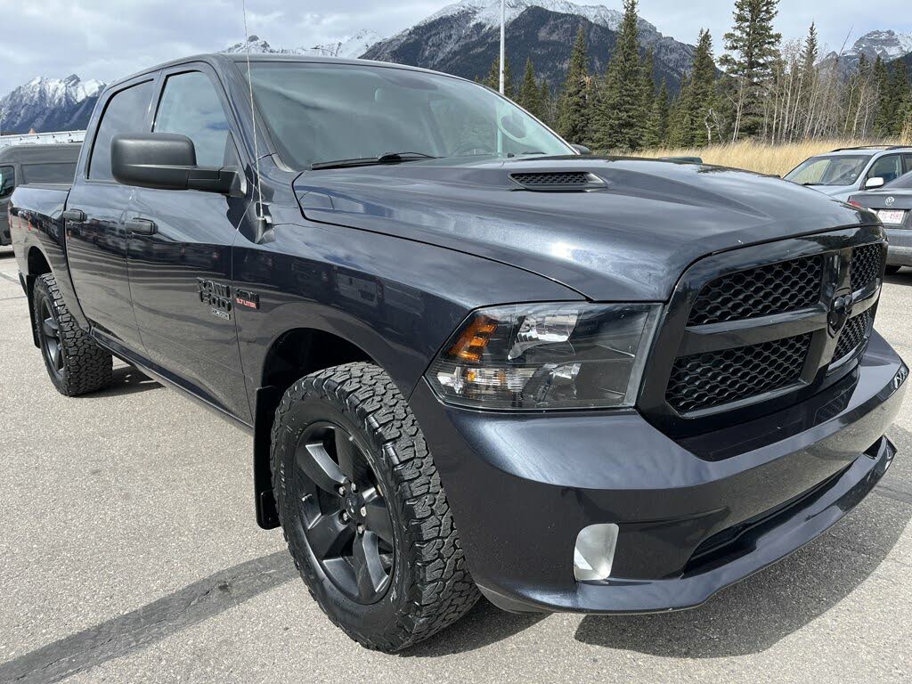 2019 RAM 1500 Classic Express Crew Cab 4WD