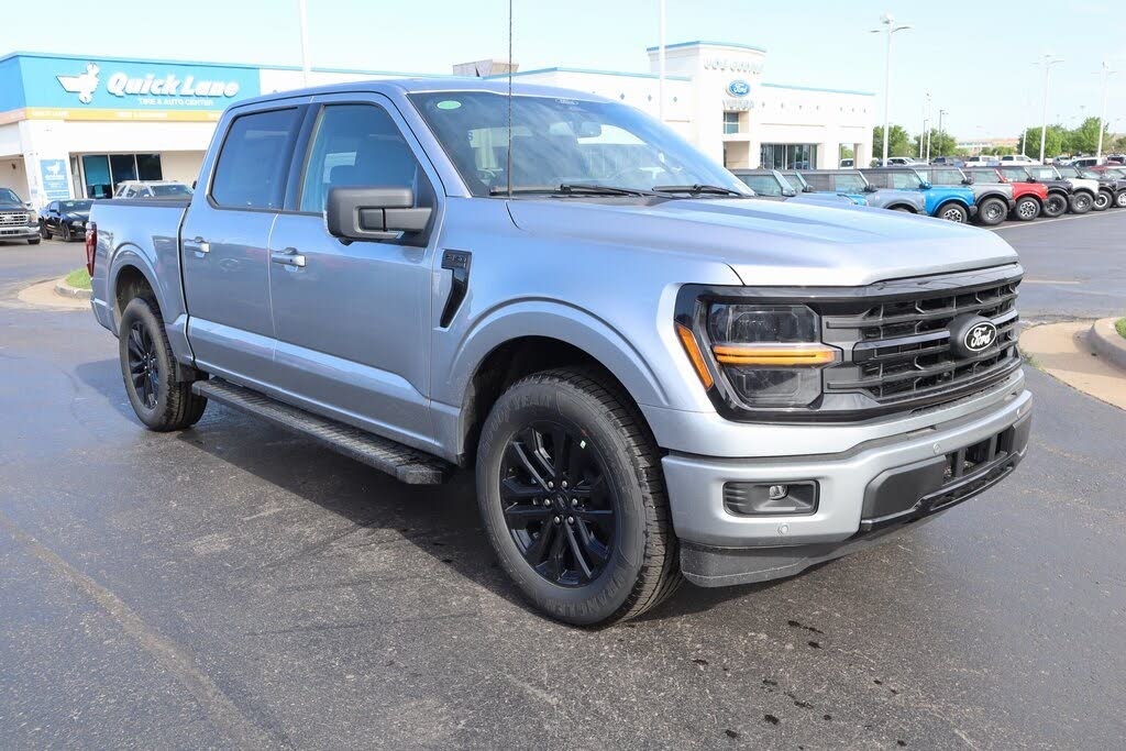 2025 Ford F-150 XLT SuperCrew RWD