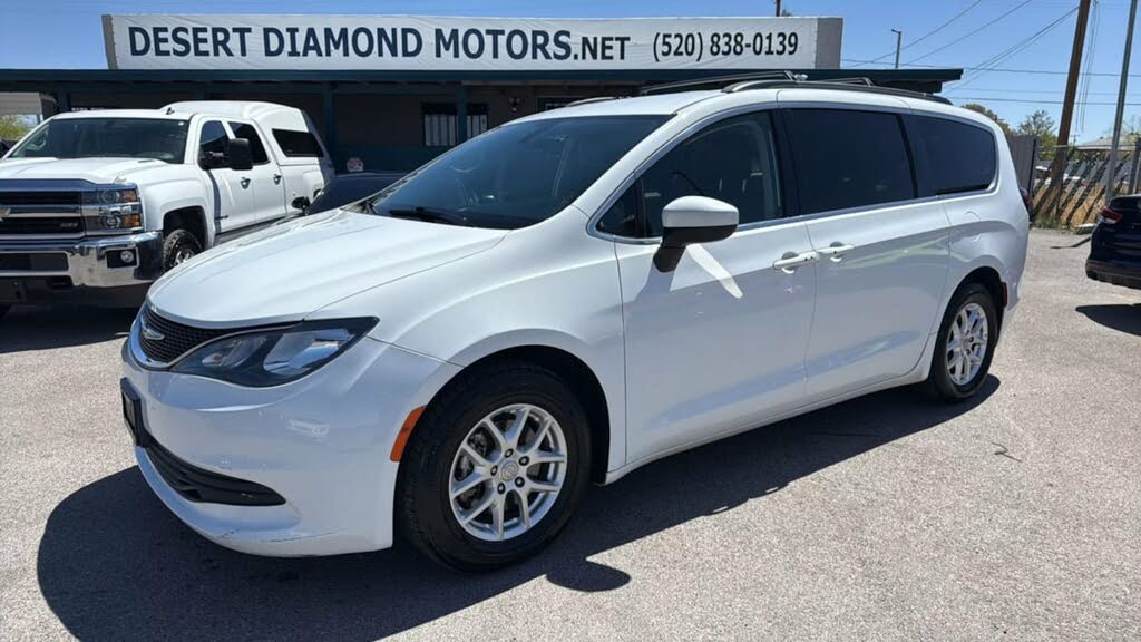 2020 Chrysler Voyager LXi FWD