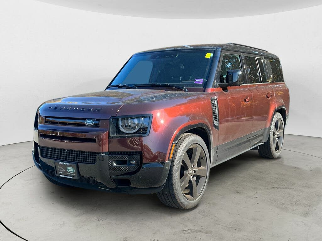 2024 Land Rover Defender 130 P400 X-Dynamic SE AWD