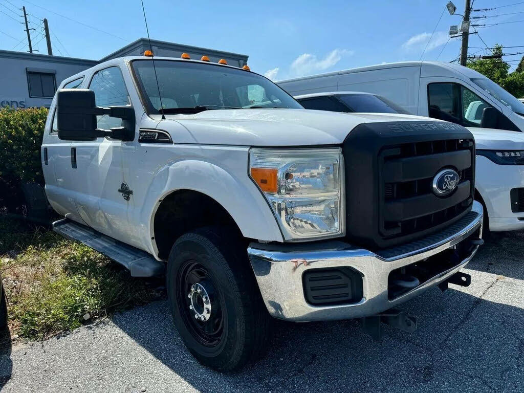 2011 Ford F-250 Super Duty XL Crew Cab 4WD