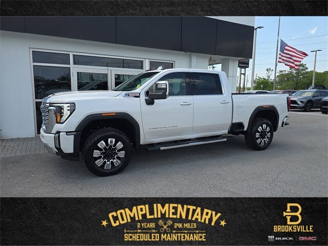 2025 GMC Sierra 2500HD Denali Crew Cab 4WD
