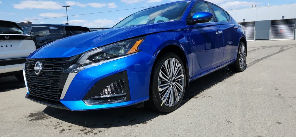 Nissan Altima 2.5 Platinum AWD 2025