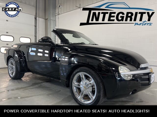 2004 Chevrolet SSR LS RWD