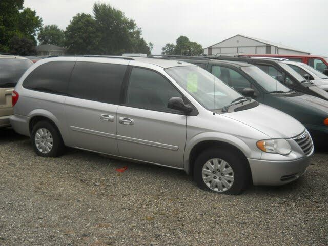 2006 Chrysler Town & Country LX LWB FWD