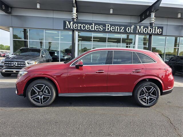 2025 Mercedes-Benz GLC 300 RWD