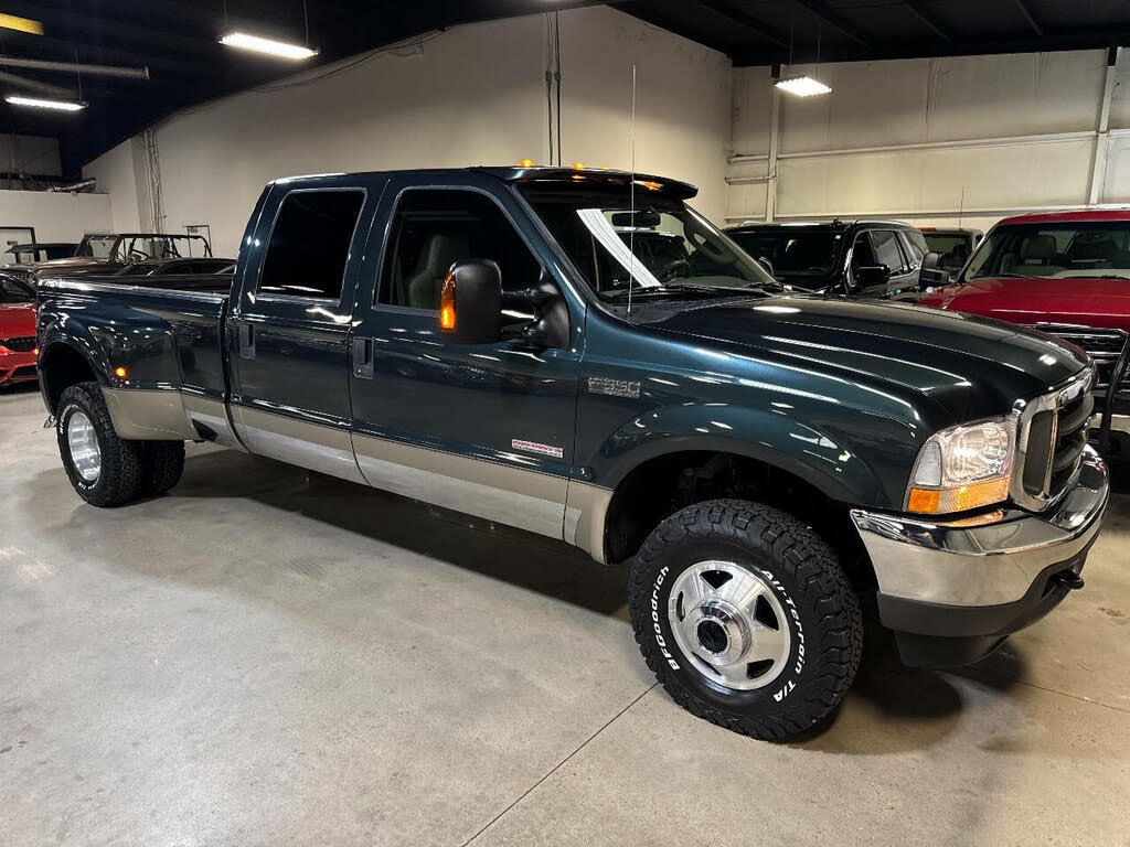 2004 Ford F-350 Super Duty Lariat Crew Cab SB DRW 4WD