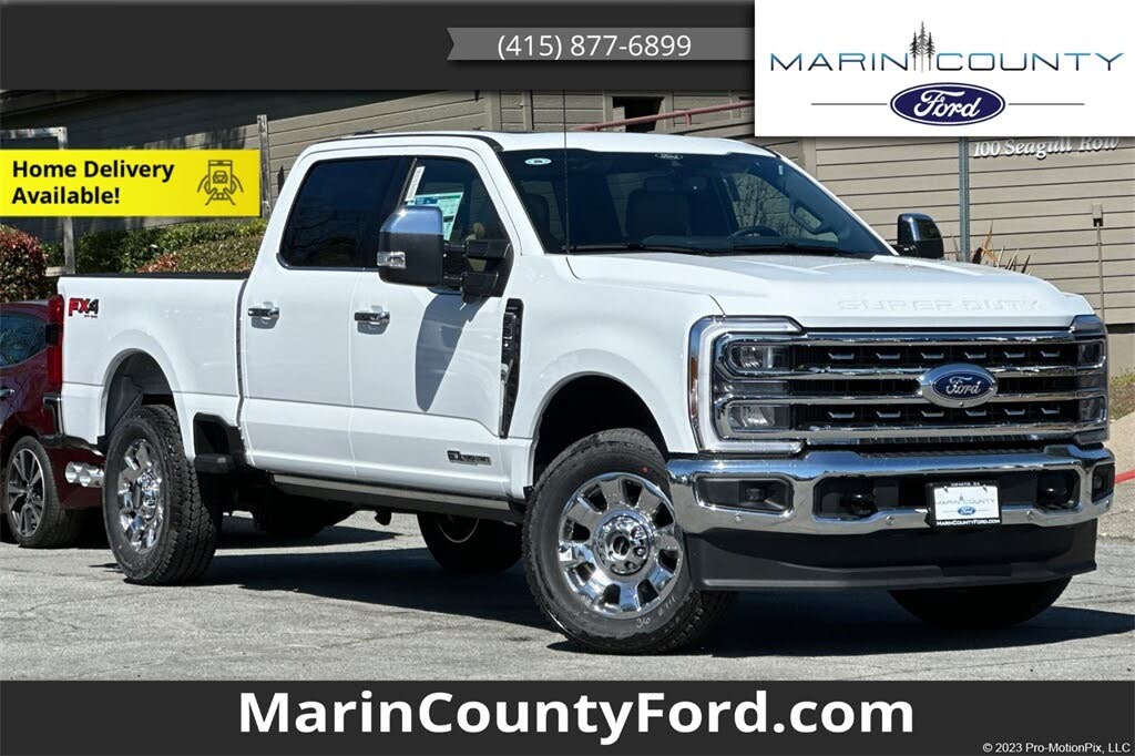 2025 Ford F-250 Super Duty Lariat Crew Cab 4WD