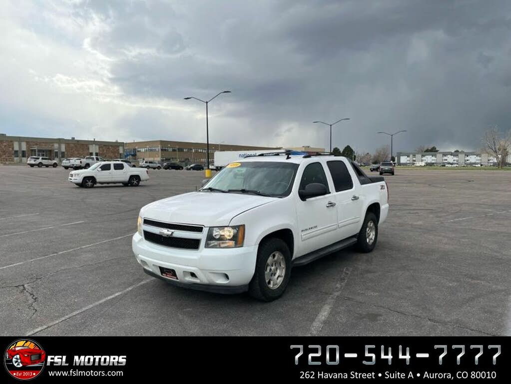 2011 Chevrolet Avalanche LS 4WD