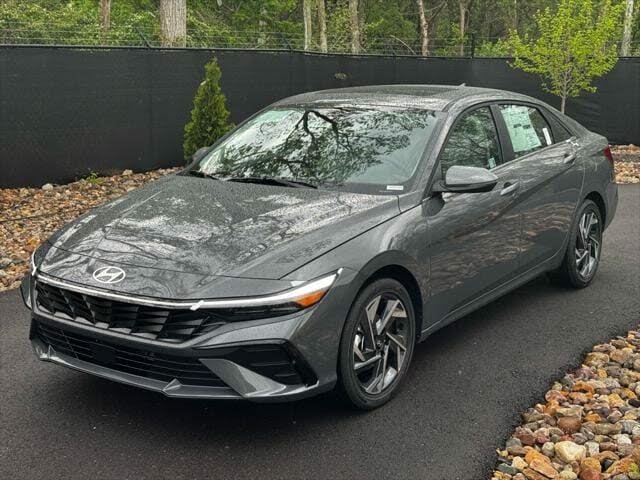 2025 Hyundai Elantra Hybrid Limited FWD