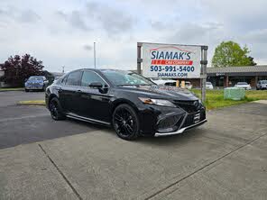 Toyota Camry Hybrid XSE FWD