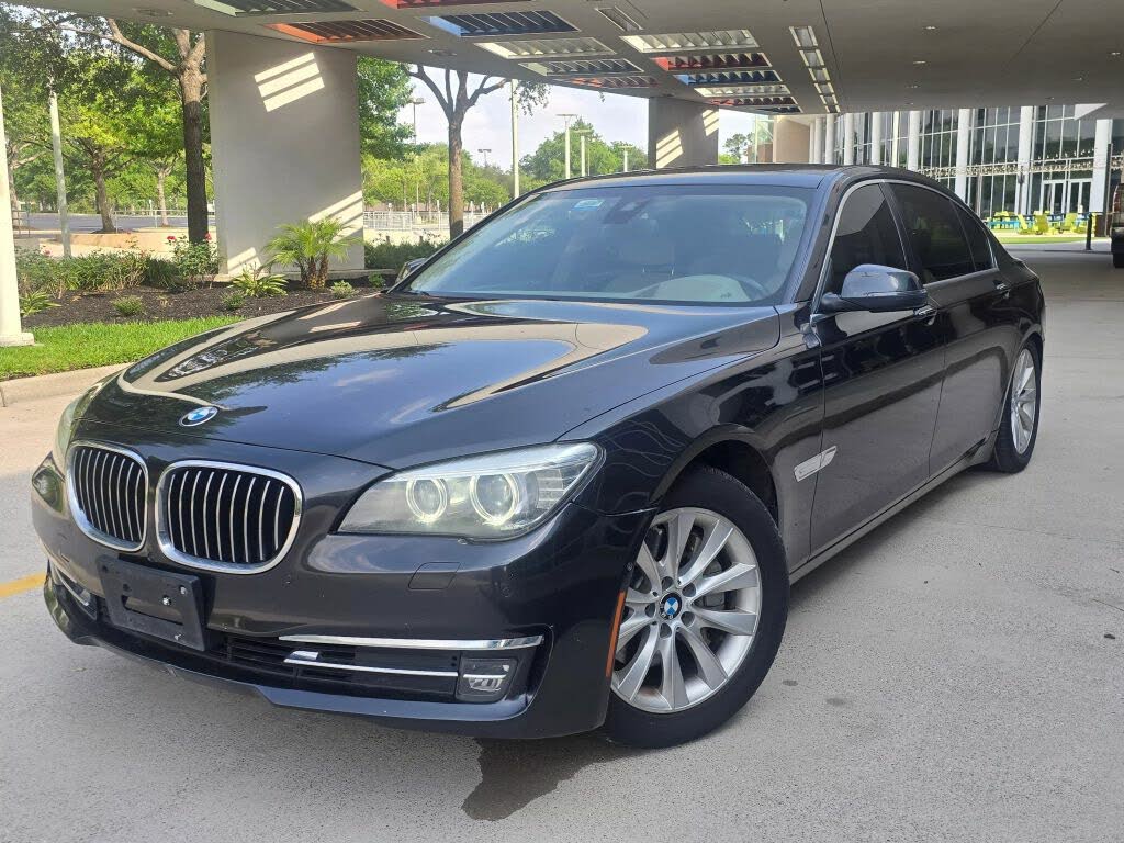 2014 BMW 7 Series 740Li RWD