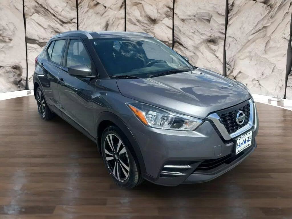 2020 Nissan Kicks SV FWD