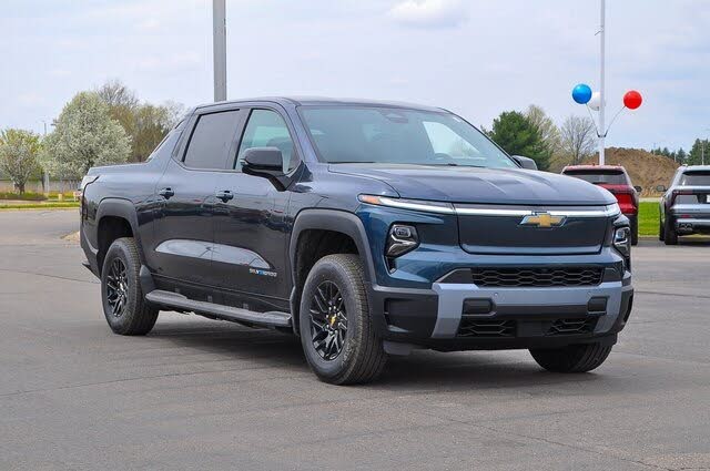 2025 Chevrolet Silverado EV LT Crew Cab e4WD