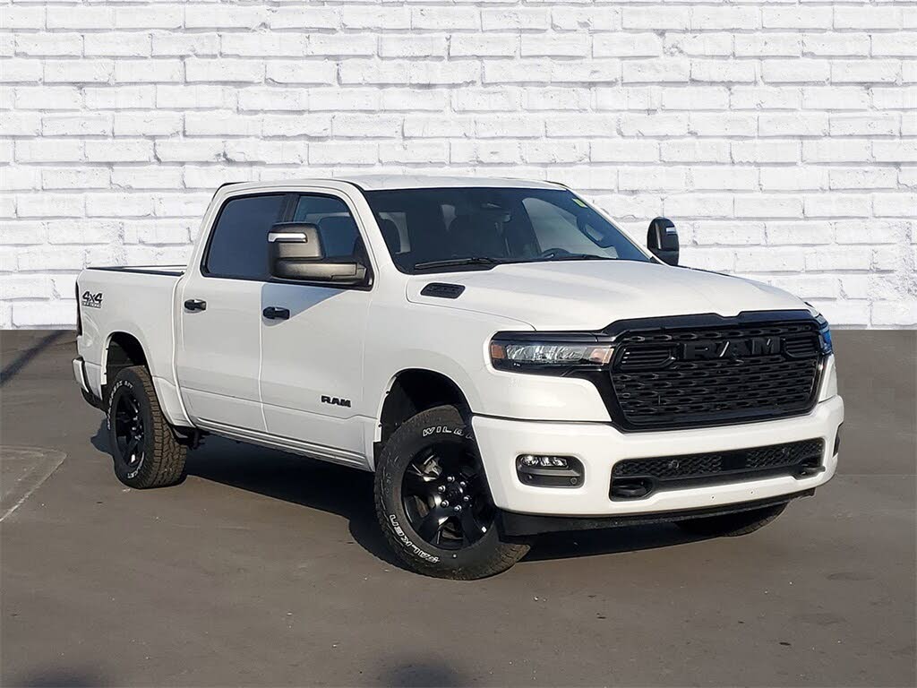 2025 RAM 1500 Tradesman Crew Cab 4WD