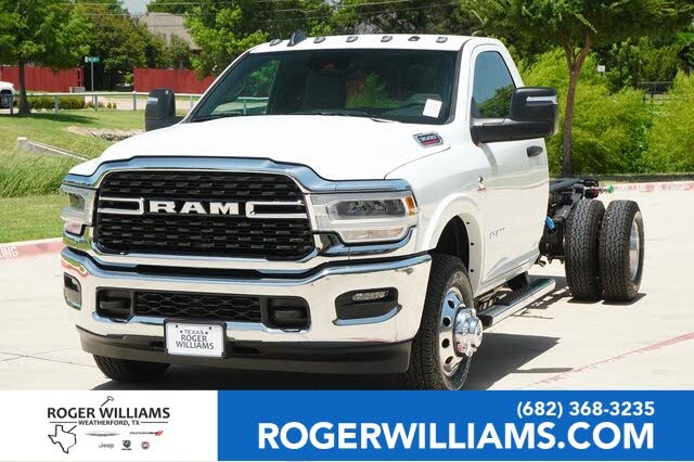 2024 RAM 3500 Chassis SLT Regular Cab LB DRW 4WD