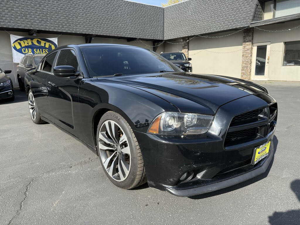 2013 Dodge Charger R/T Plus RWD