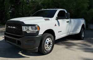 RAM 3500 Tradesman Regular Cab LB DRW RWD