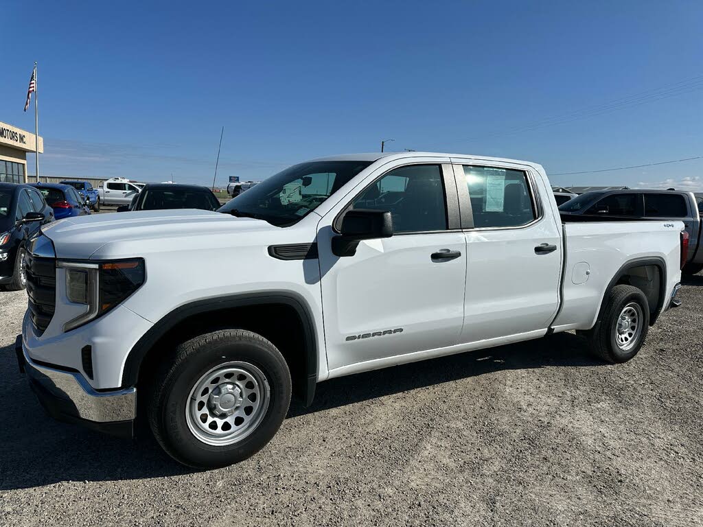 2023 GMC Sierra 1500 Pro Crew Cab 4WD