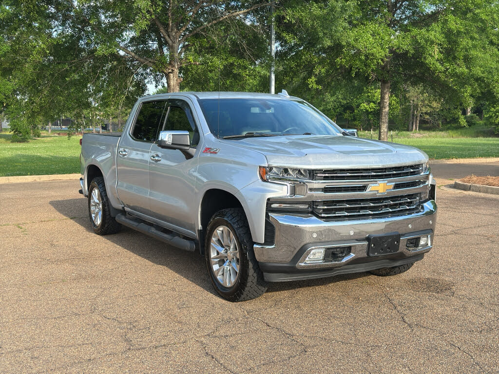 2022 Chevrolet Silverado 1500 LTZ Crew Cab 4WD