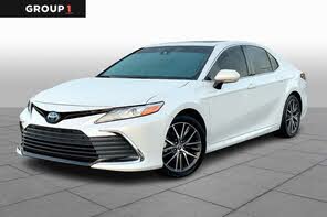 Toyota Camry Hybrid XLE FWD