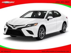 Toyota Camry SE FWD