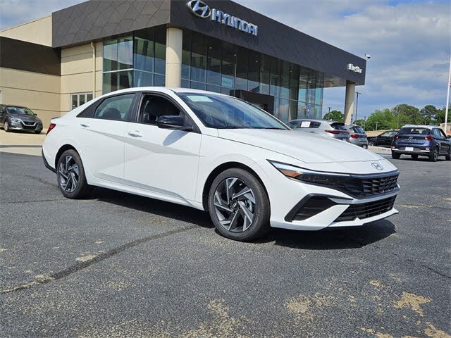 2025 Hyundai Elantra SEL Sport FWD
