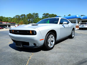 Dodge Challenger SXT RWD