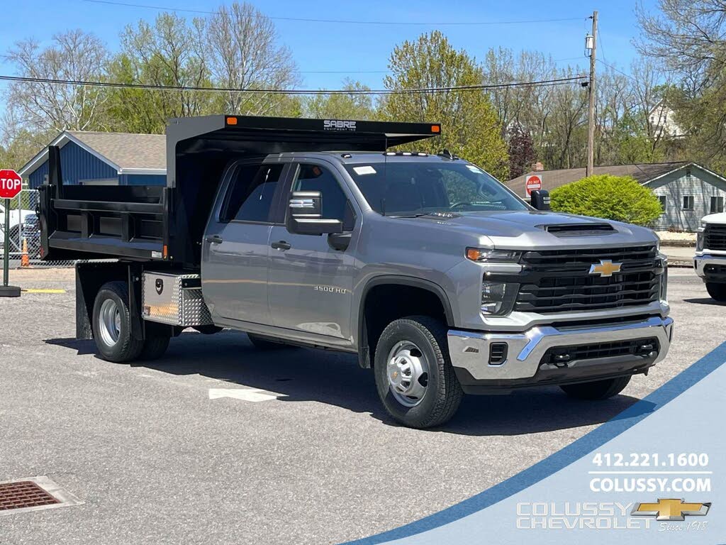 2025 Chevrolet Silverado 3500HD Chassis Work Truck Crew Cab 4WD