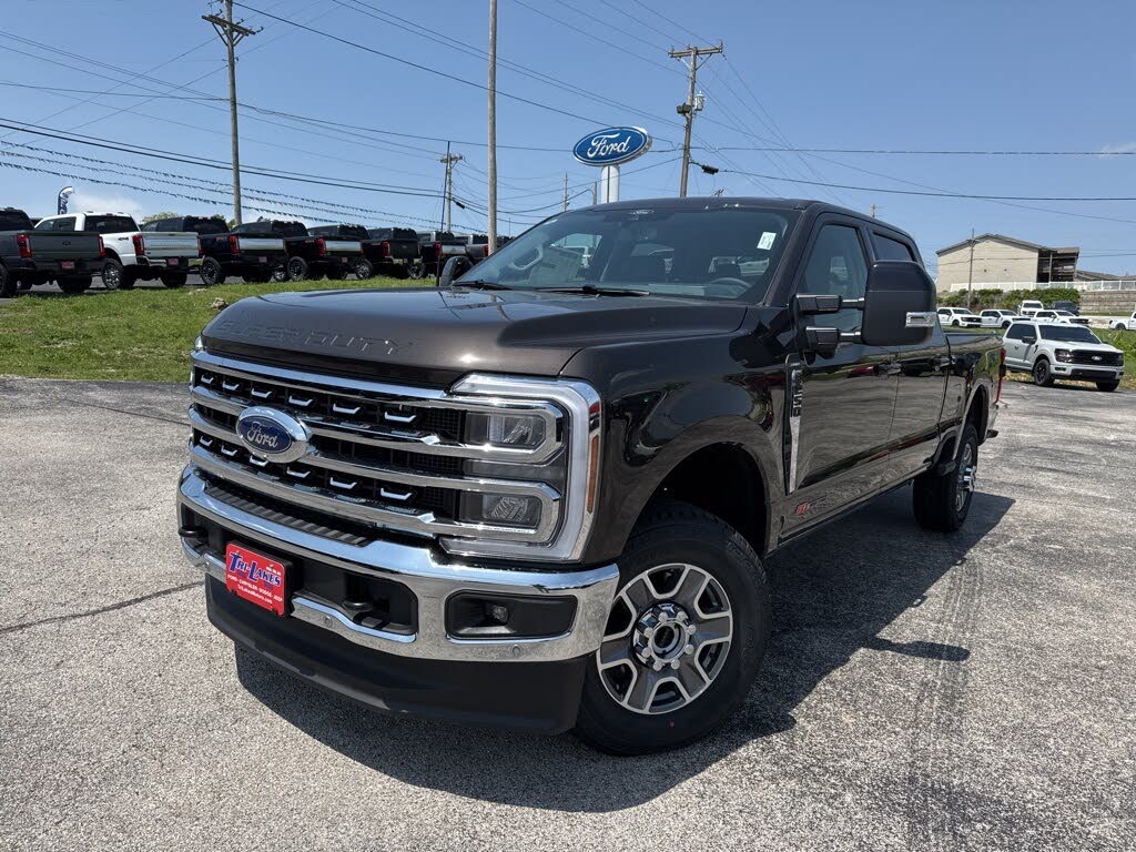 2025 Ford F-250 Super Duty Lariat Crew Cab 4WD