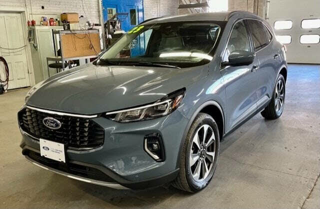2023 Ford Escape Platinum AWD