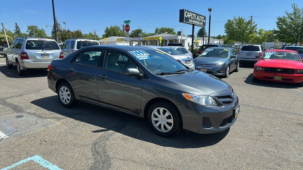 2011 Toyota Corolla LE