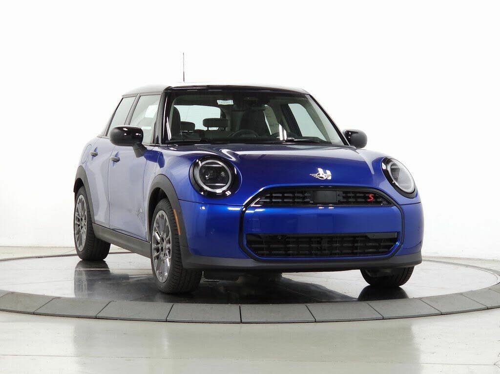 2025 MINI Cooper S Signature Trim 4-door Hatchback