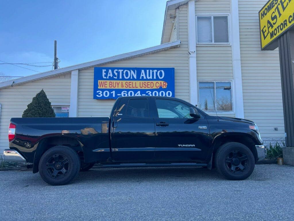 2018 Toyota Tundra SR5 Double Cab 5.7L 4WD