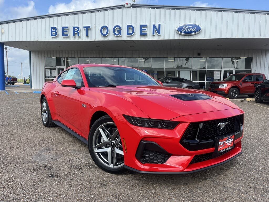 2025 Ford Mustang GT Premium Fastback RWD