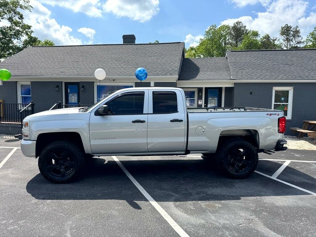 2016 Chevrolet Silverado 1500 Custom Double Cab 4WD