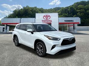 Toyota Highlander Hybrid XLE AWD