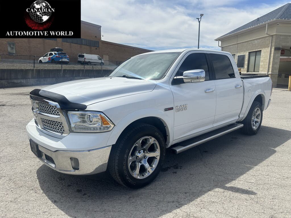2017 RAM 1500 Laramie Crew Cab 4WD