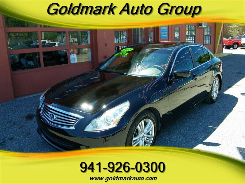 2013 INFINITI G37 Journey Sedan RWD