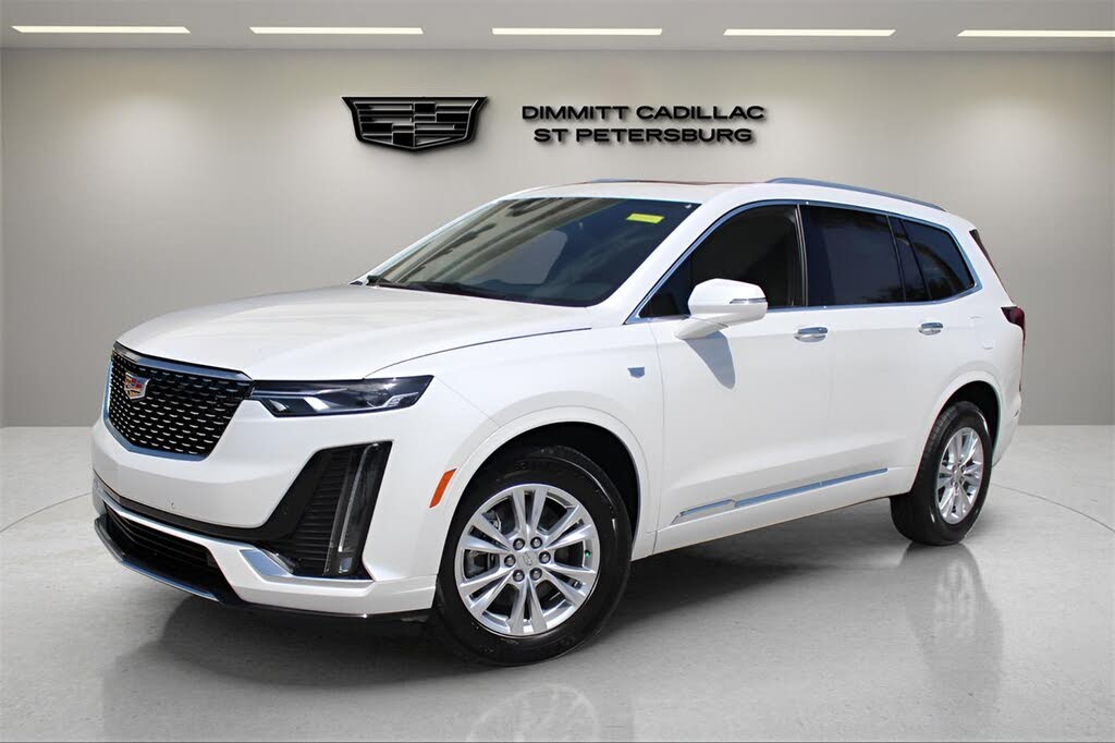 2025 Cadillac XT6 Luxury FWD