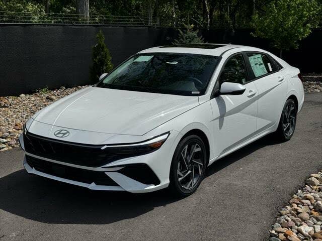 2025 Hyundai Elantra Hybrid Limited FWD