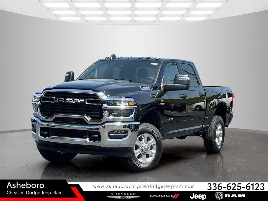 2025 RAM 2500 Big Horn Crew Cab 4WD