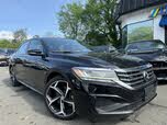 Volkswagen Passat 2.0T R-Line FWD