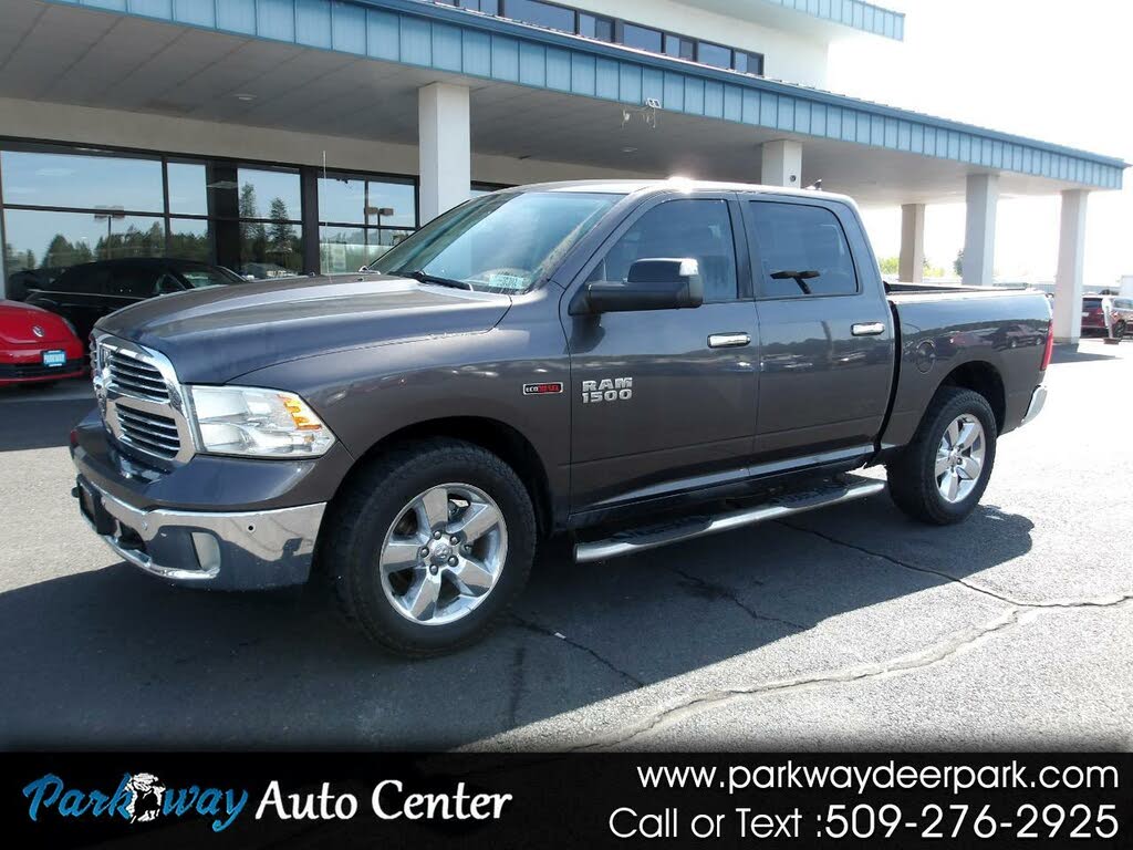 2015 RAM 1500 Big Horn Crew Cab 4WD