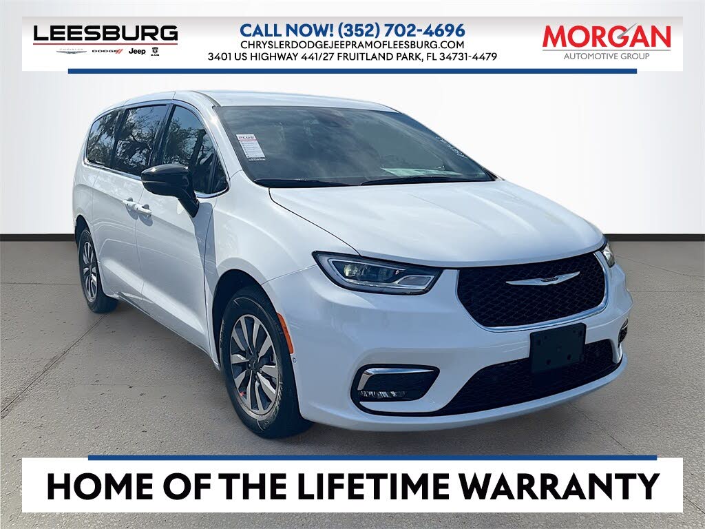 2025 Chrysler Pacifica Hybrid Select FWD