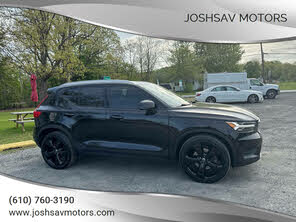 Volvo XC40 T5 Momentum AWD