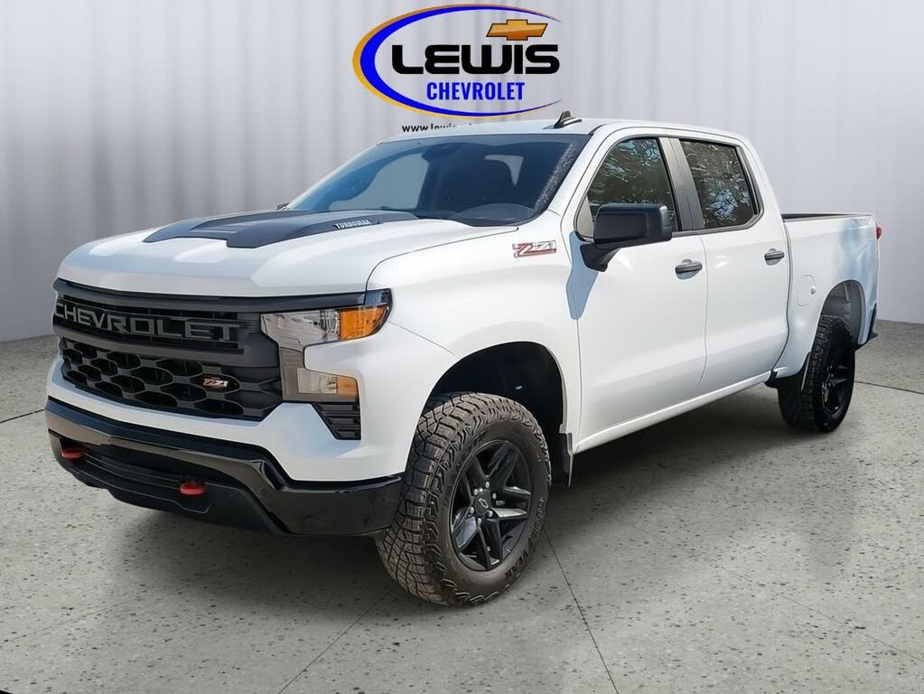 2024 Chevrolet Silverado 1500 Custom Trail Boss Crew Cab 4WD