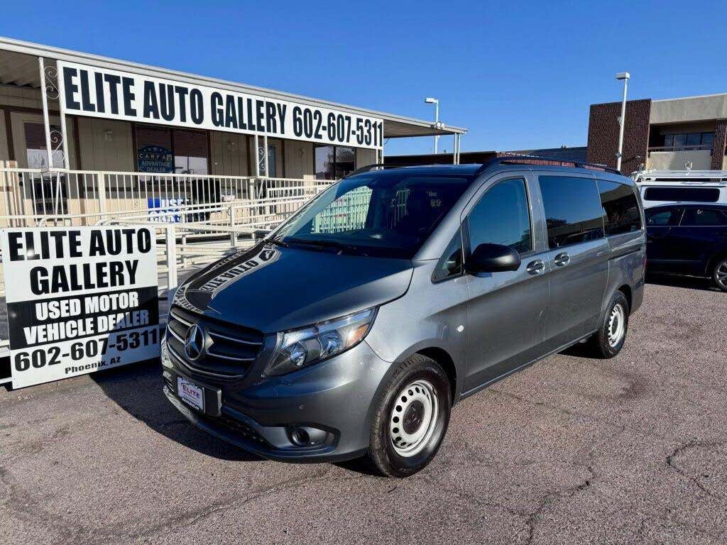 2022 Mercedes-Benz Metris Passenger RWD