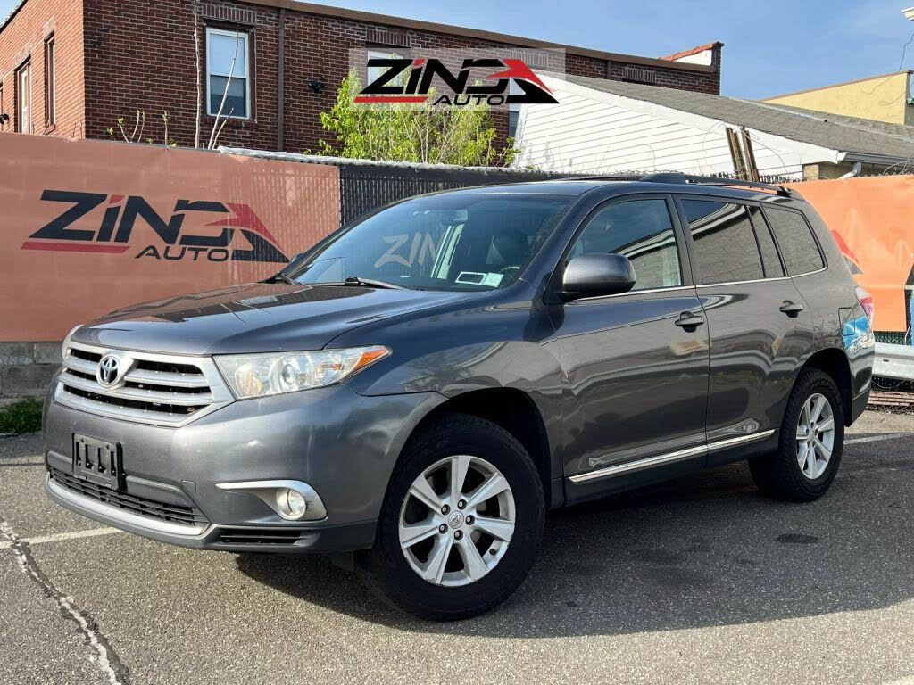 2013 Toyota Highlander Plus AWD
