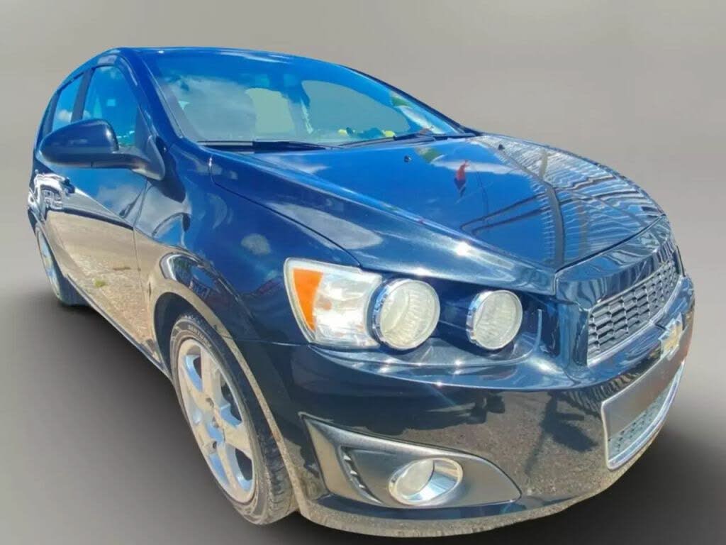 2014 Chevrolet Sonic LTZ Hatchback FWD